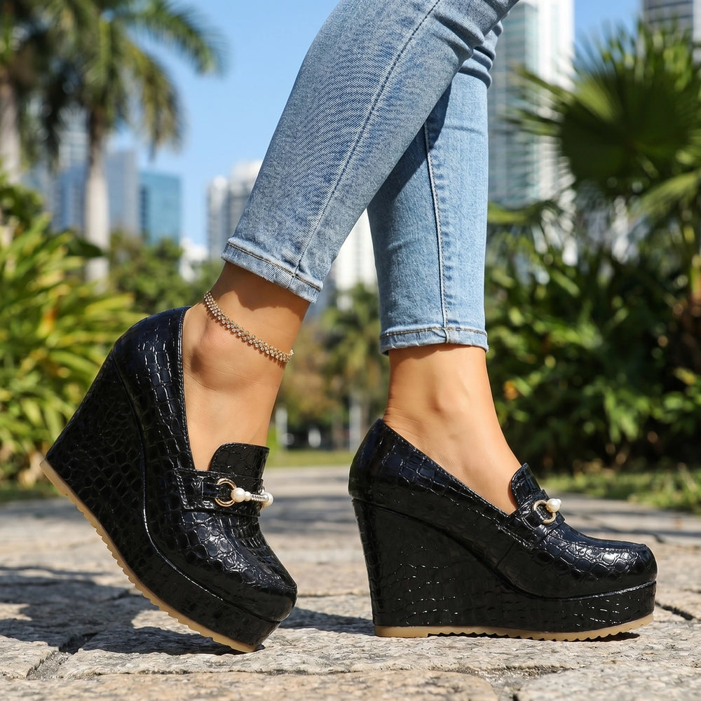 Black Elara Vance Wedge Loafers 1