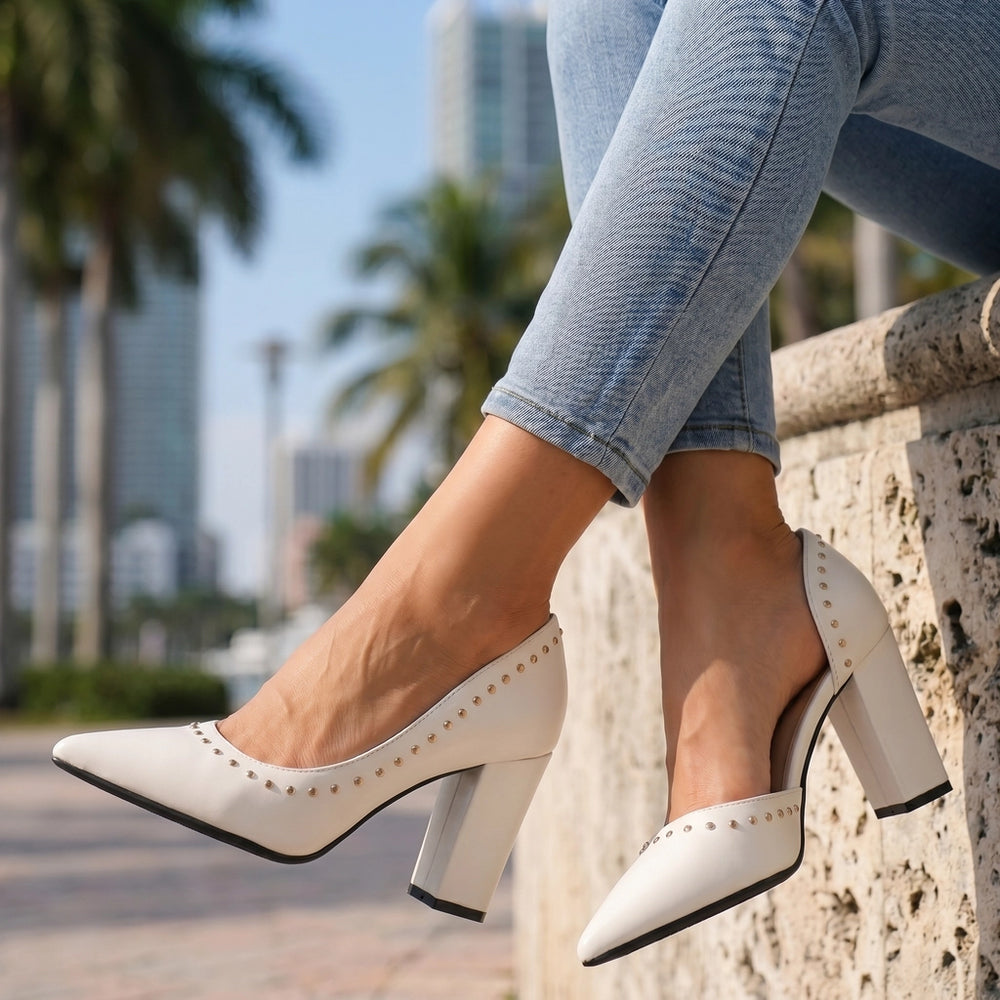 Off-white Winnie Studded Pointed Pumps 4