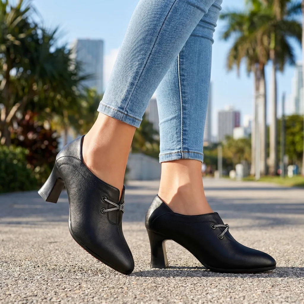 Women's Black Alessandra Block Heel Pumps