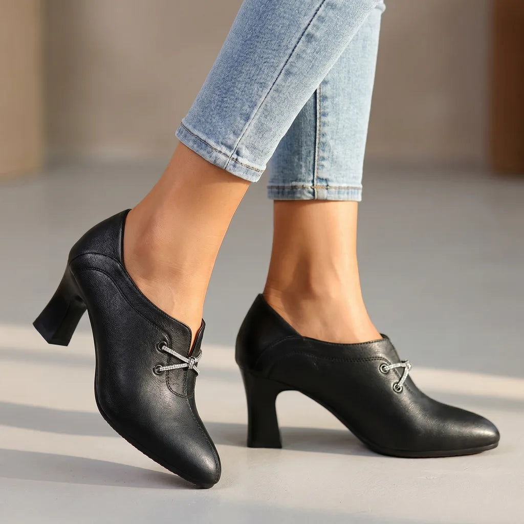 Alyssa Pumps - Color:Black;Size:35