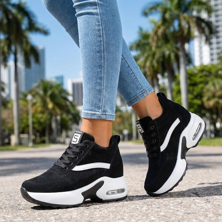 Women's 1026 Black Tucker Platform Sneakers
