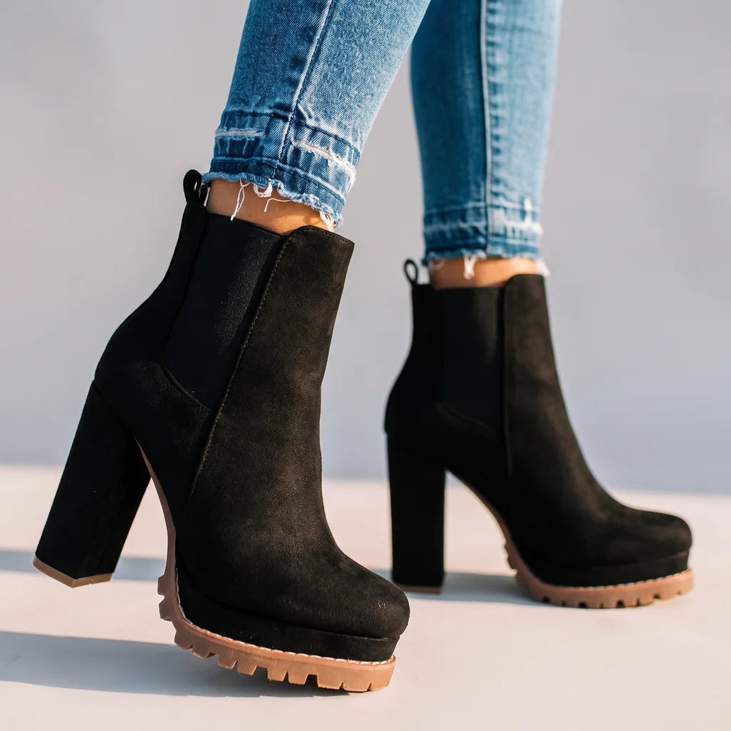 Chloe | Women's Orthopedic Ankle Boots - Color:Black;Size:35