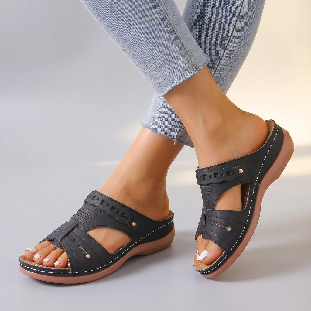 Cleo Platform Wedge Sandals - Color:Black;Size:36