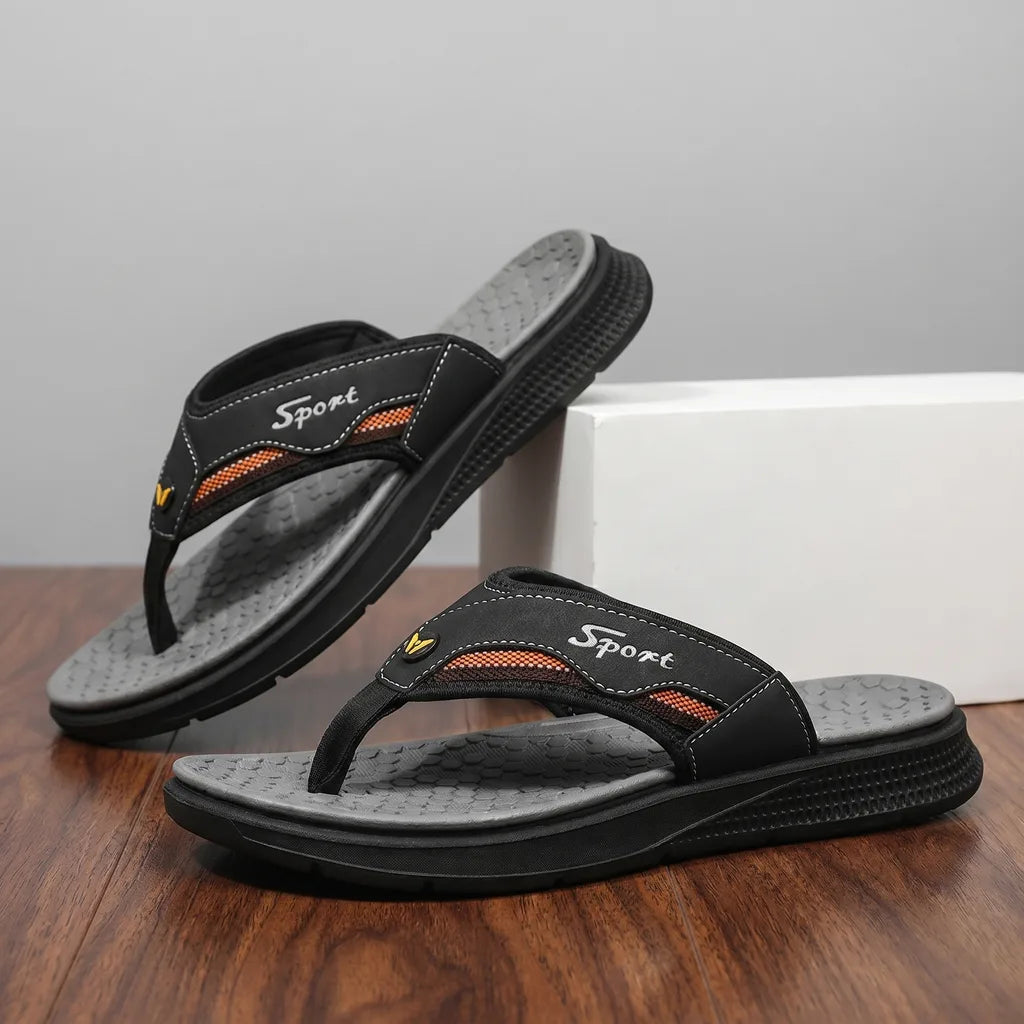 Connor Platform Flip Flops - Color:Black/1 stud;Size:38