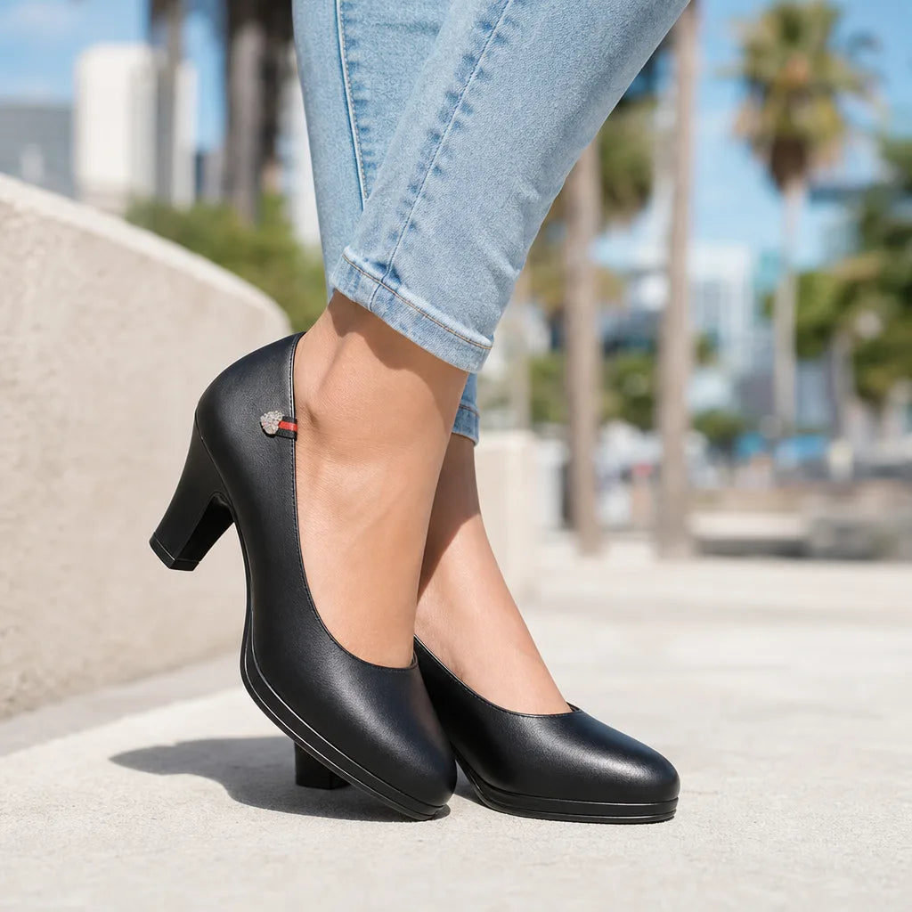 Women's Black Bellamy Pointed Work Pumps
