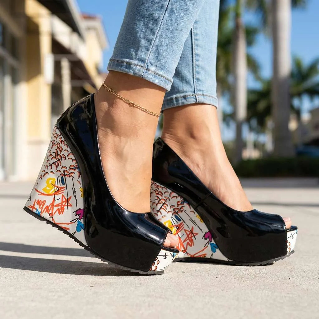 Graffiti chunky heels.png