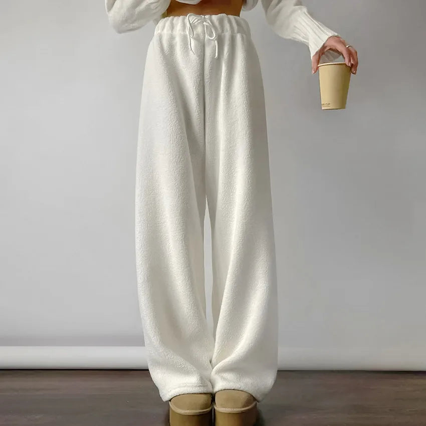 Daisie | Women Soft Wide Leg Fleece Plants - Color:White;Size:XS
