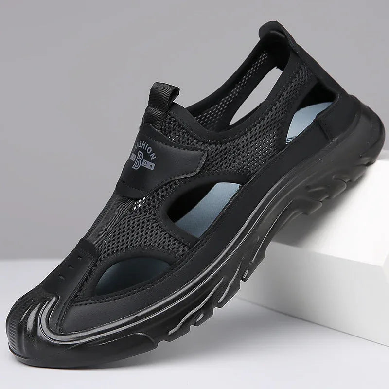Daniel | Men's Outdoor Mesh Sandals - Color:Classic Black;Size:38