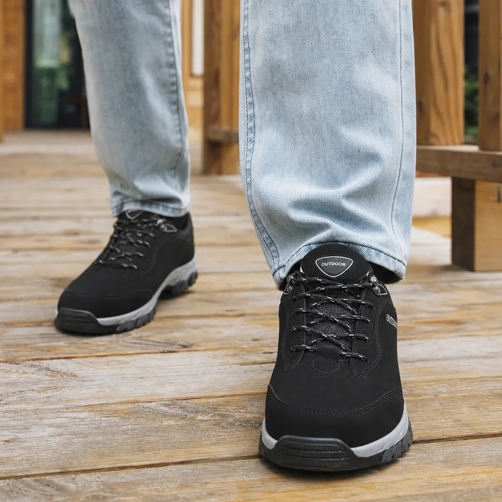 Men's Black Carroll Hiking Boots