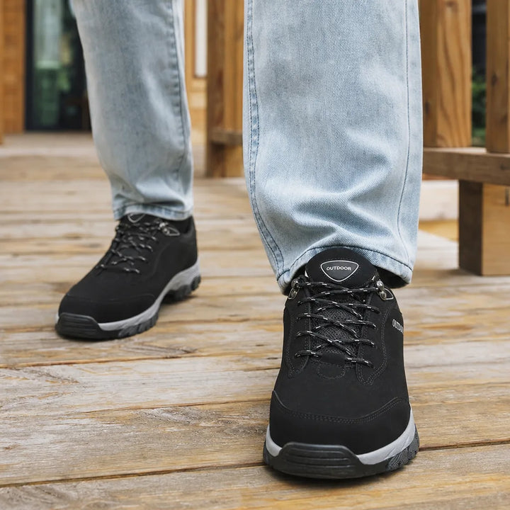 Men's Black Carroll Hiking Boots