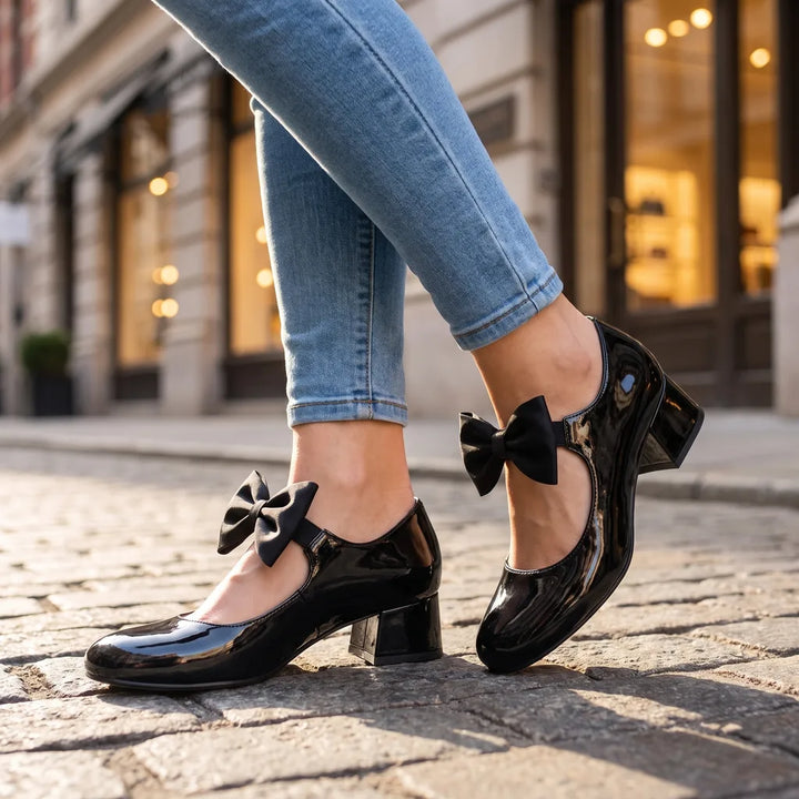 Women's Black Underhill Bow Mary Jane Pumps