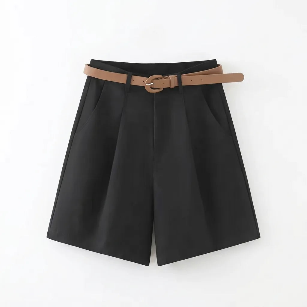 Elara High-Waist Cargo Shorts - Color:Black;Size:XS