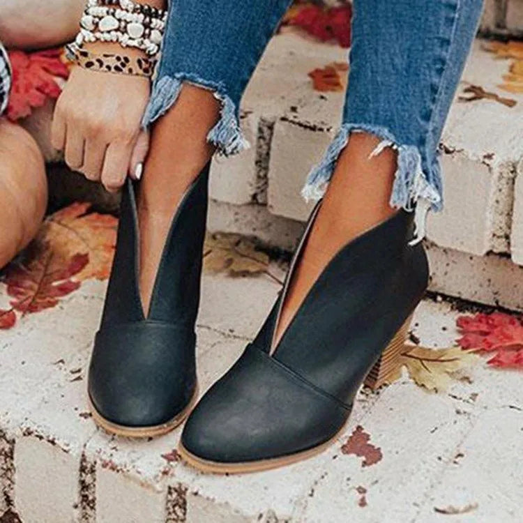 Everly | Women's Orthopedic Ankle Boots  - Color:Black;Size:36