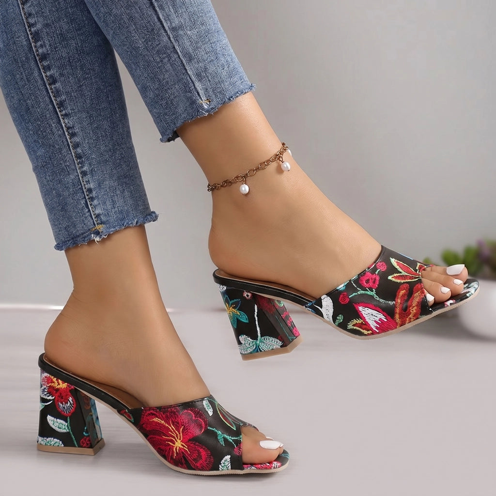 Fatima Platform Sandals - Color:Black;Size:35