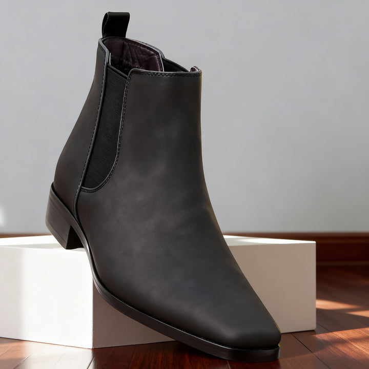 Geoffrey Scott Low-Cut Boots