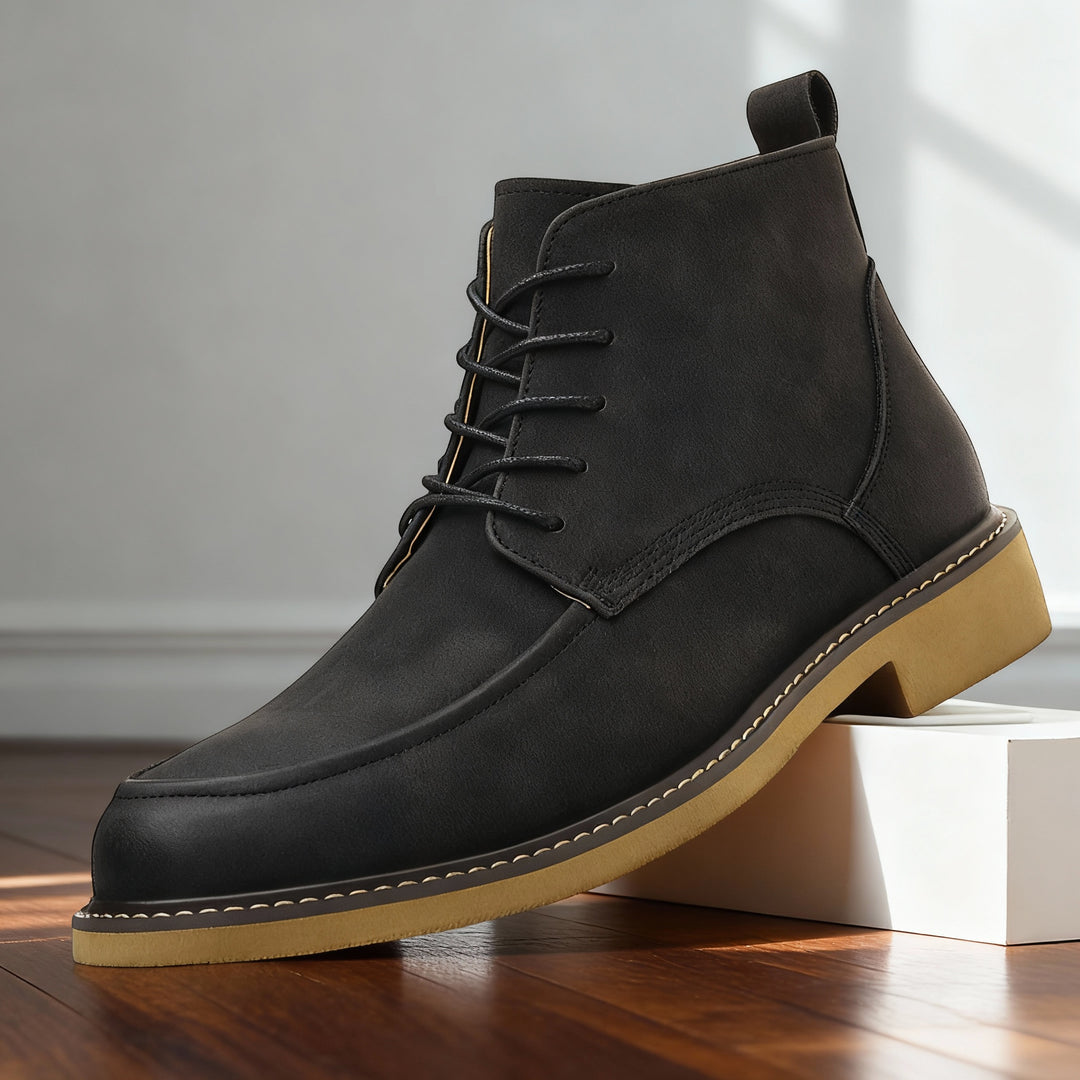 Rambler Chukka Boots