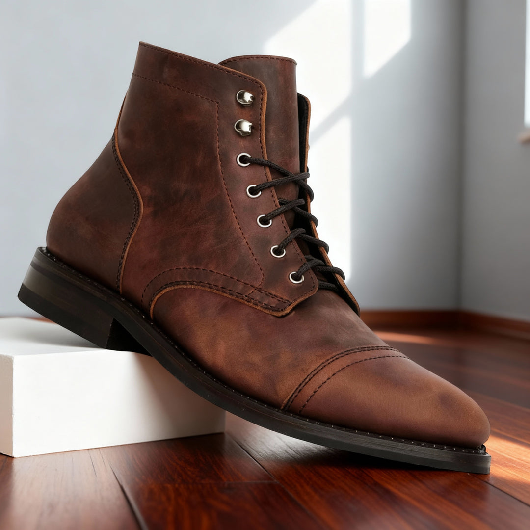 Mustang '05 Cap-Toe Boots