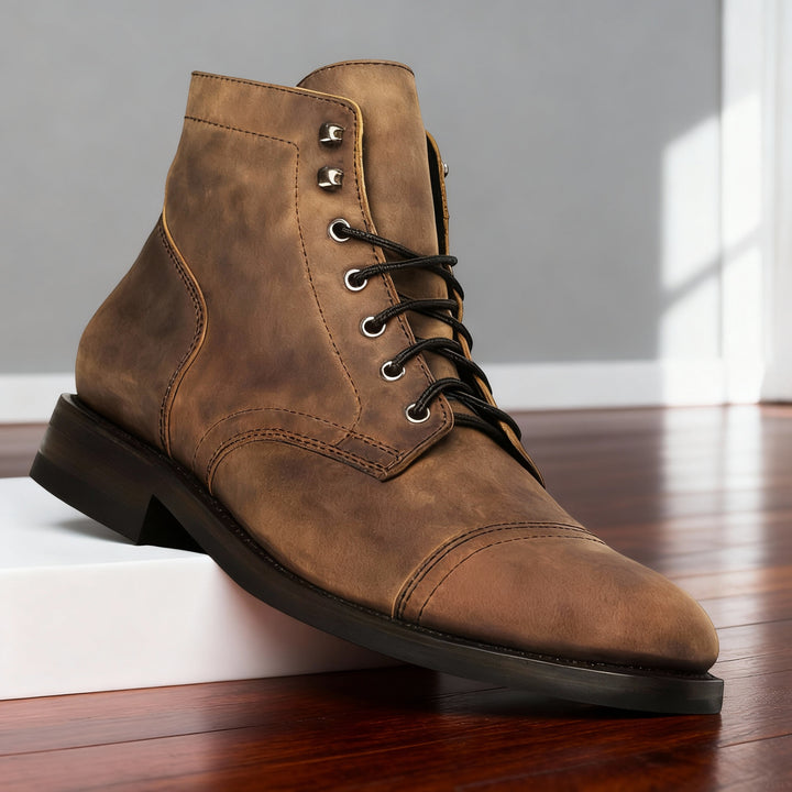 Mustang '05 Cap-Toe Boots