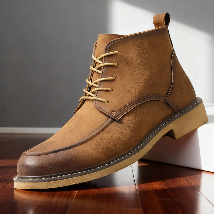 Rambler Chukka Boots