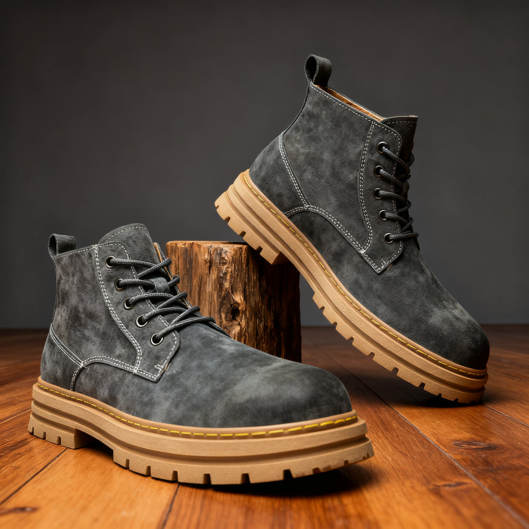 Bronco Leather Chukka Boots
