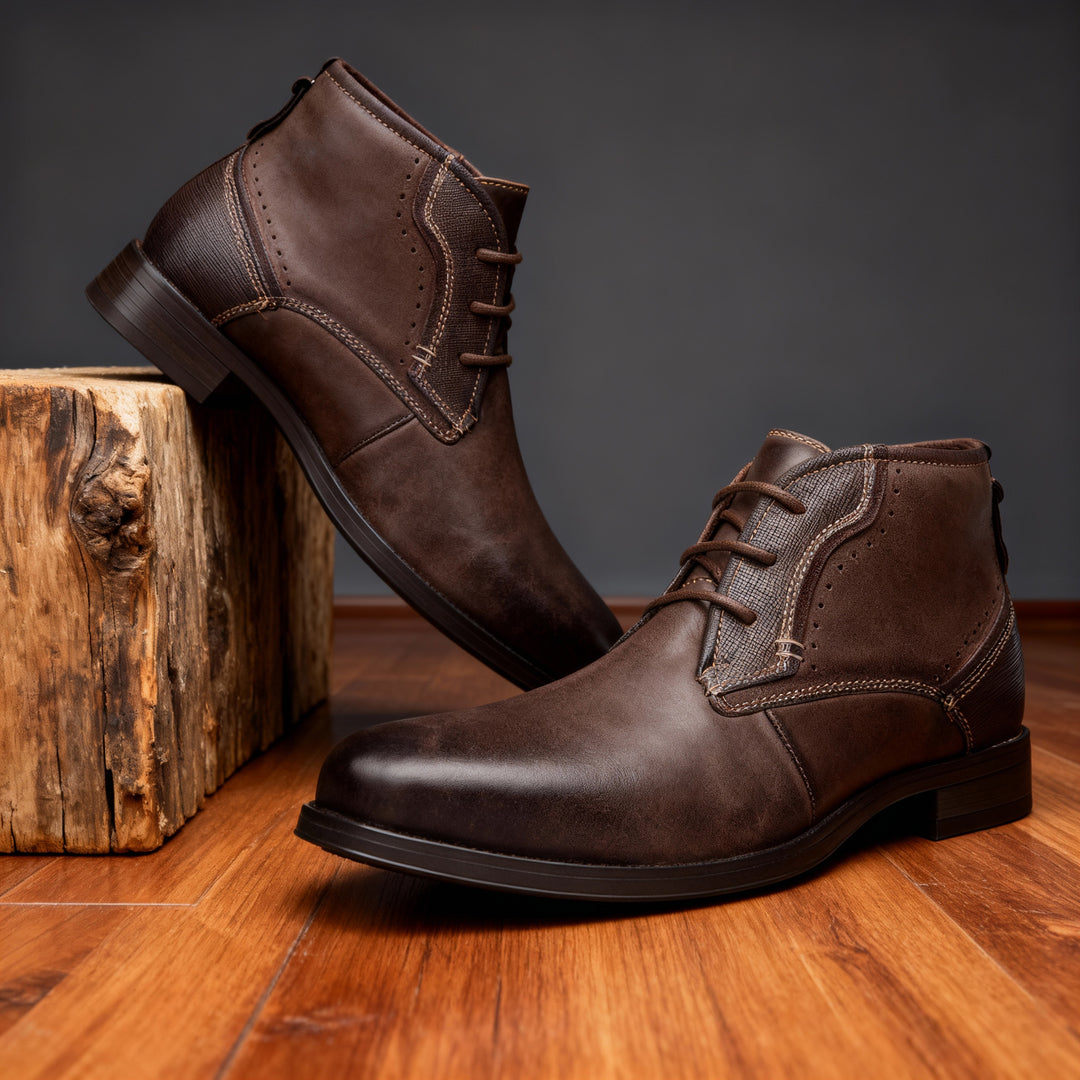 Mustang '05 Lace-Up Boots