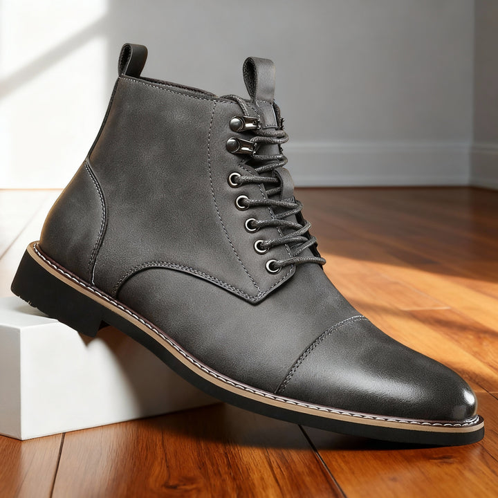Camino Cap-Toe Boots