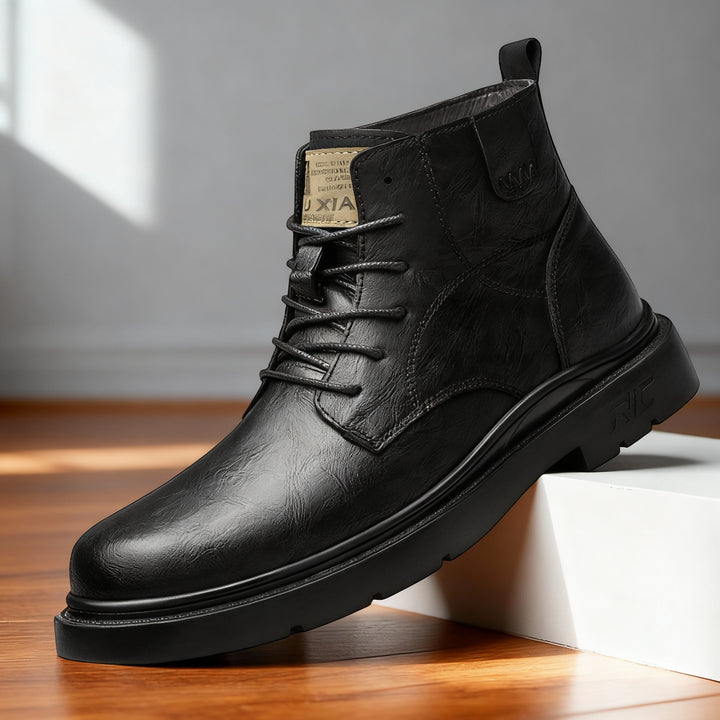 Bronco Leather Chukka Boots