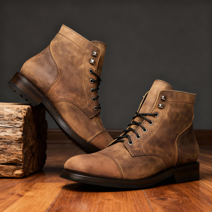 Mustang '05 Cap-Toe Boots