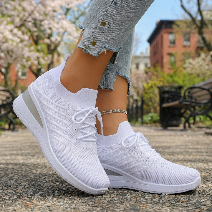 Aria Vance Knit Sneakers