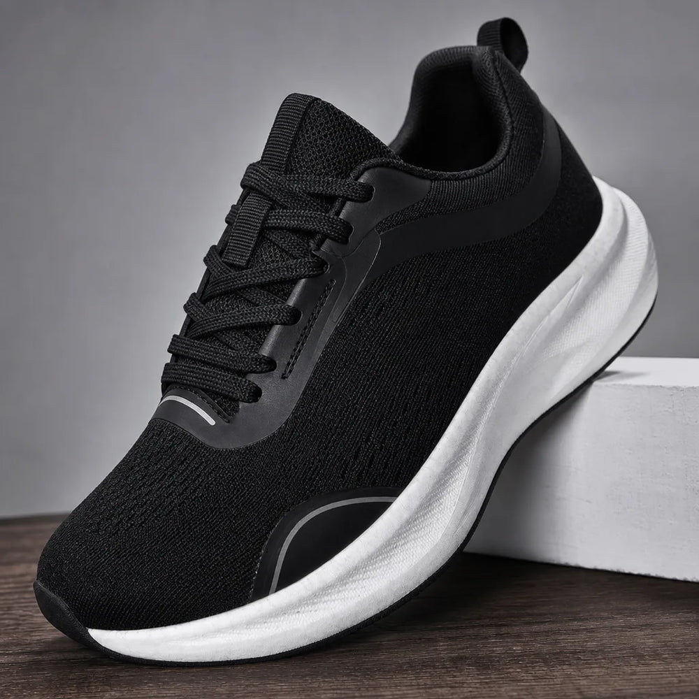 Men's Black Graham Wide-Fit Carbon Runners