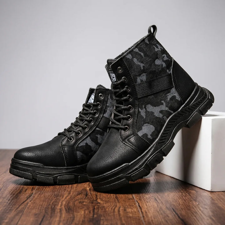 Jonah Combat Boots - Color:Black;Size:39