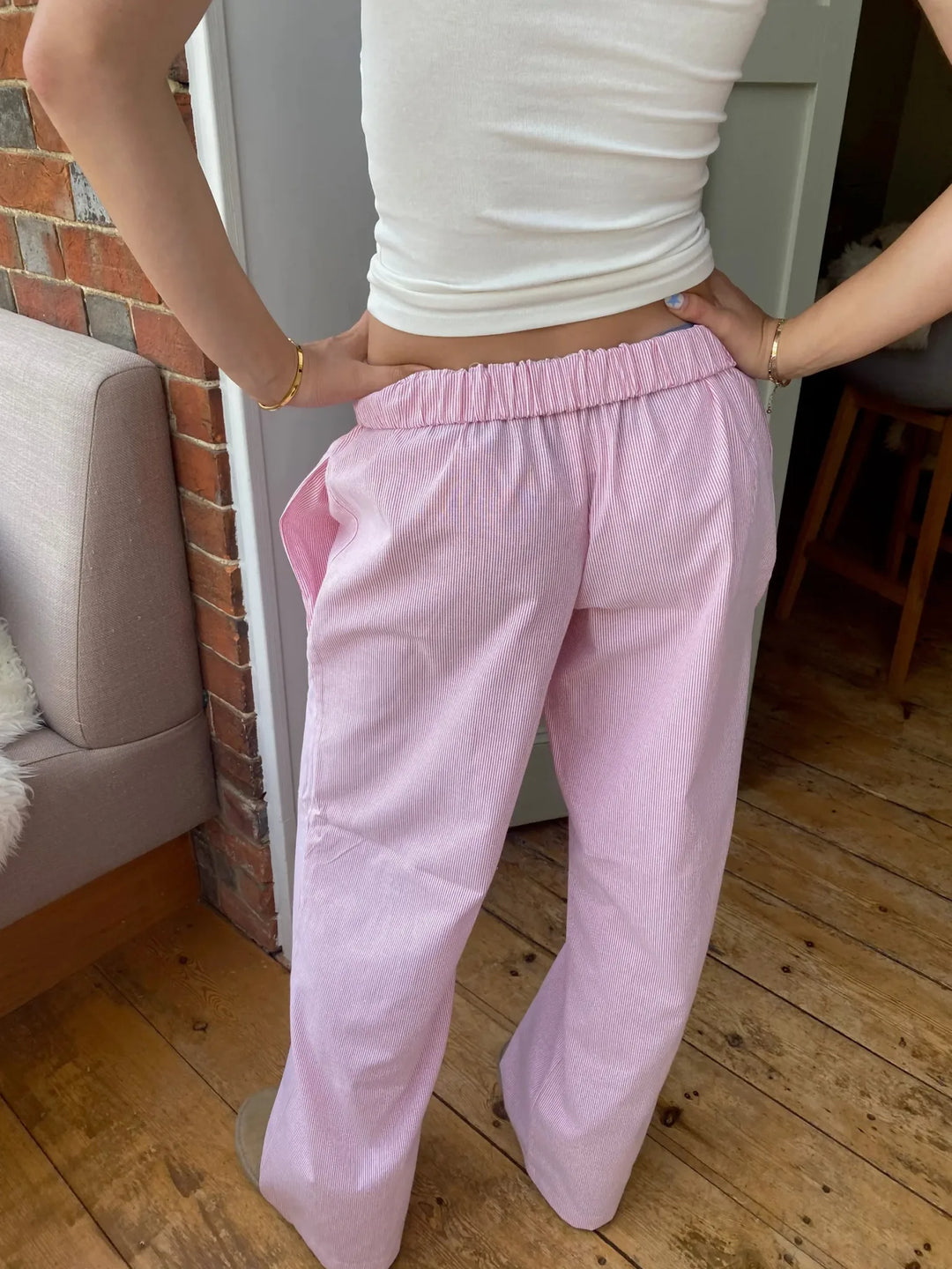 womens sweatpants pink1.webp