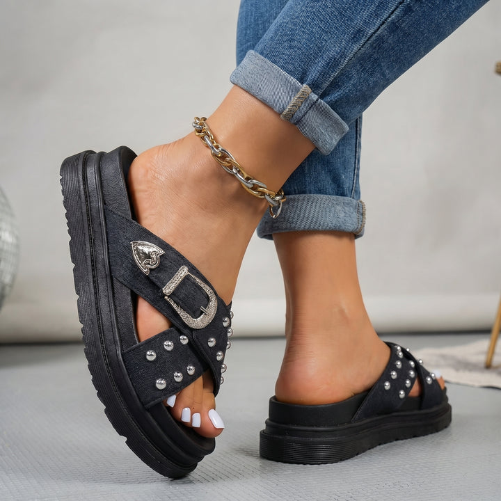 Lexie Platform Slides - Color:Black;Size:35