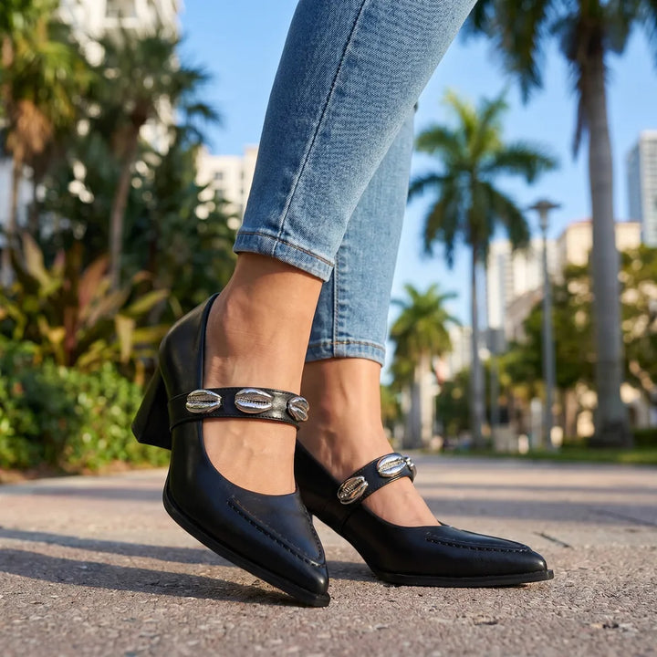 Women's Black Zachary Strappy Flats