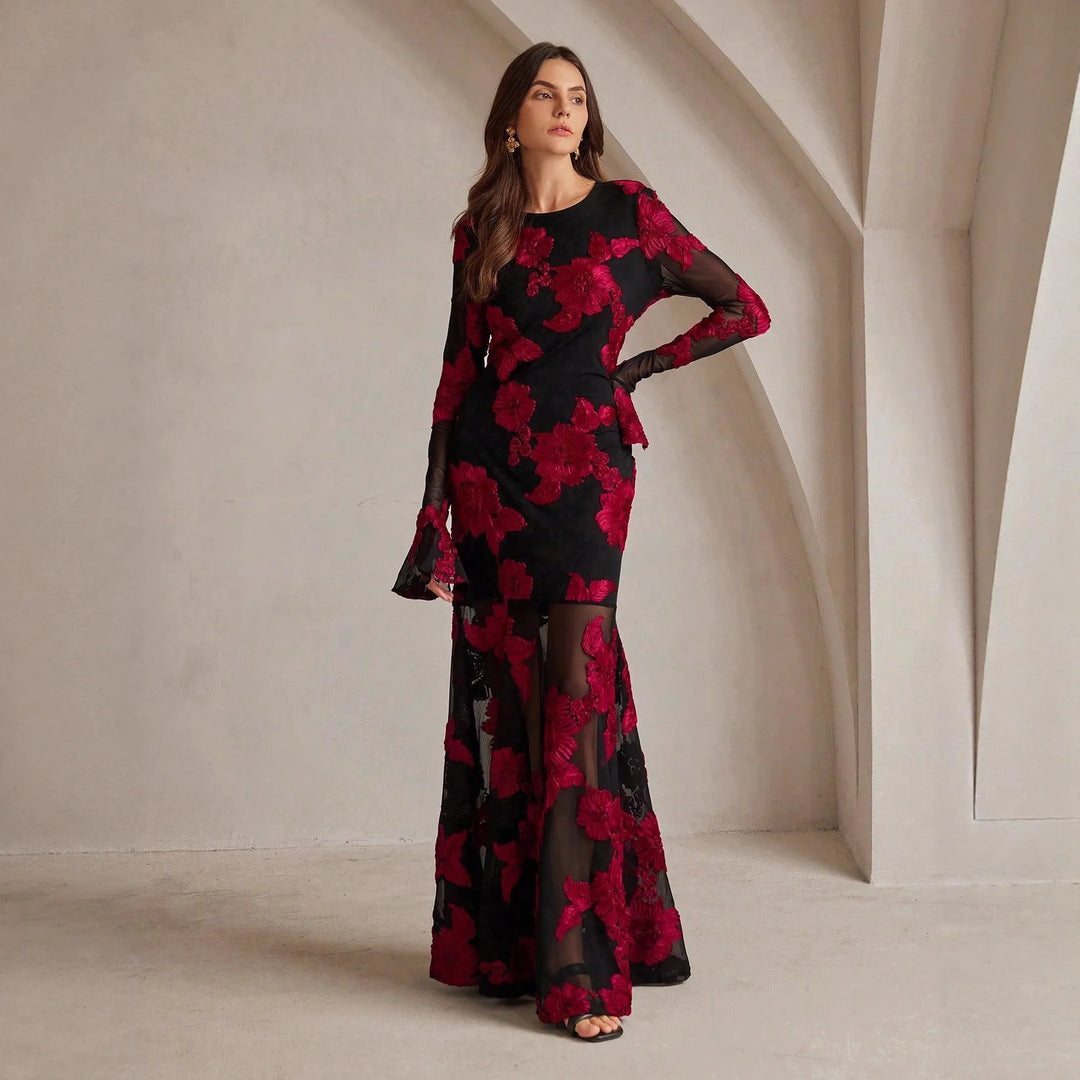 Mercedes | Women's Elegant Christmas Dress  - Size:XS;Color:Red