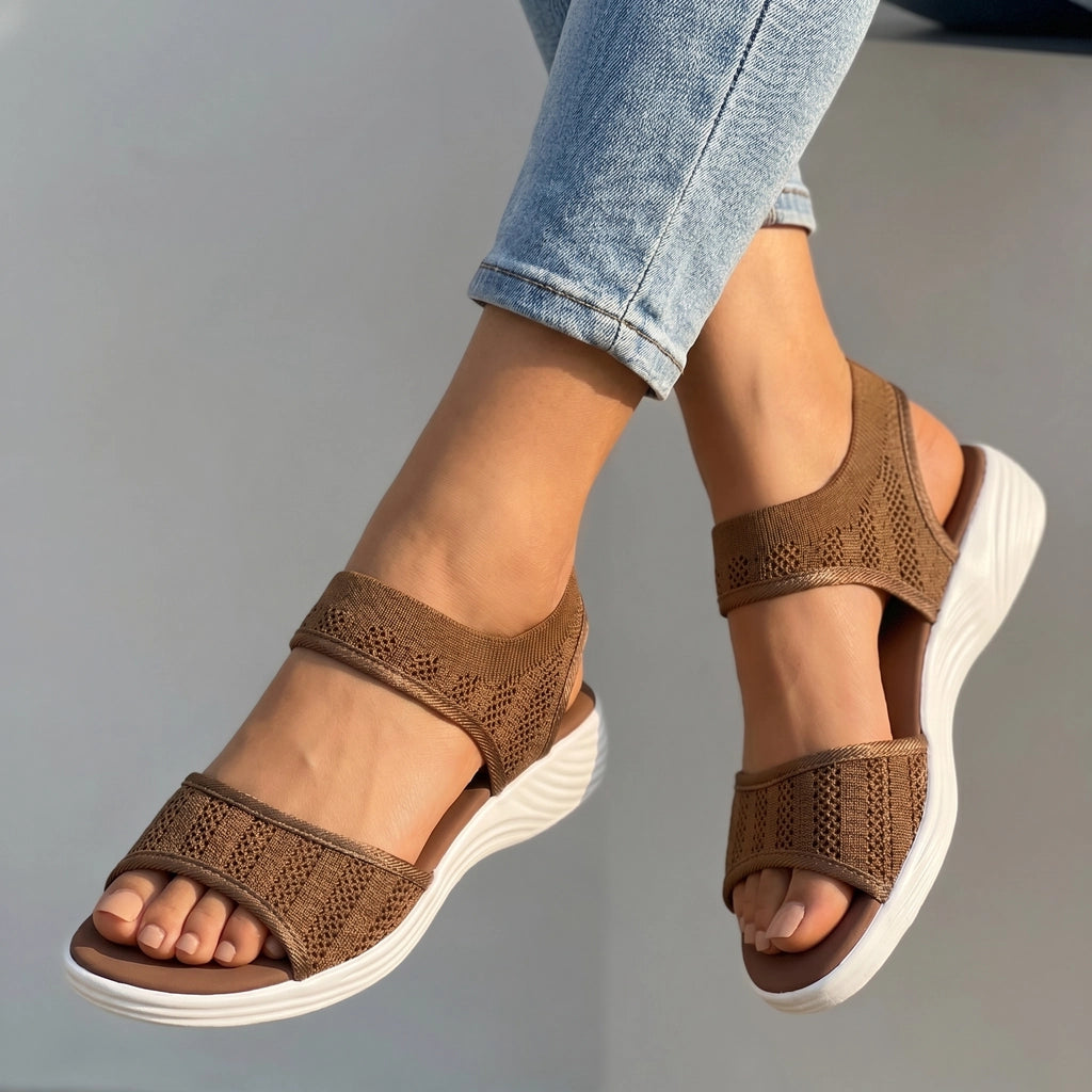Nora Bloom Platform Sandals - Color:Dark Brown;Size:36