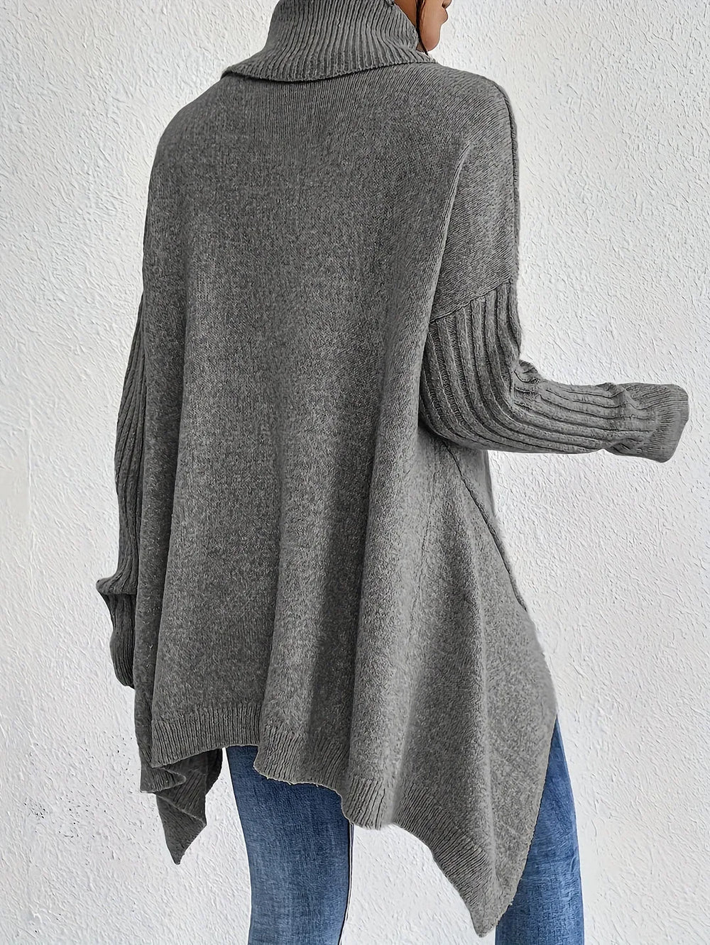 Women's Relaxed Knitted Jumper Gray1.jpg