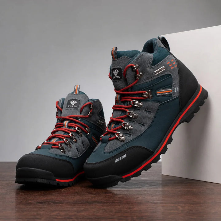 Paddington Trail Boots - Color:Black/Red;Size:40