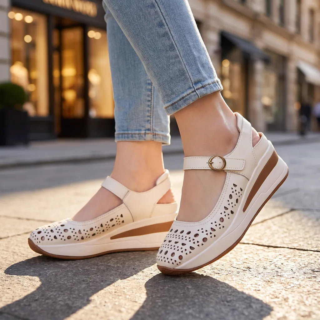 Women's White Ridley Closed Toe Sandals