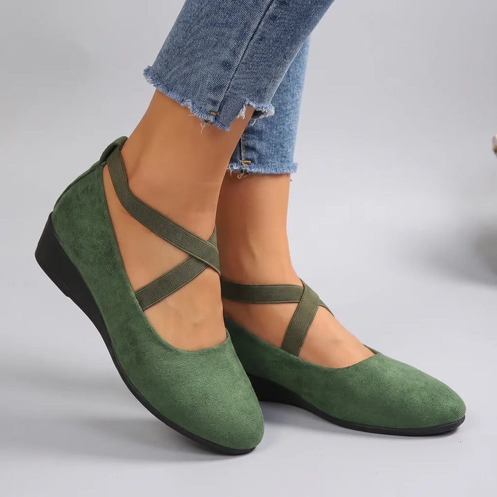 Rosetta Crossover Wedge Sandals - Color:Green;Size:35
