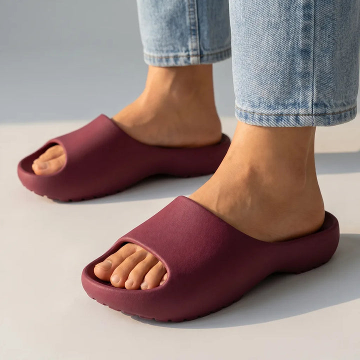 Savannah Slides - Color:Red;Size:35-36