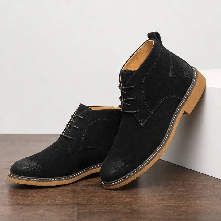 Shaun Chukka Boots - Color:Black;Size:38