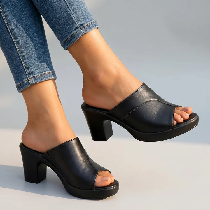 Tess Open Toe Slides - Color:Black;Size:35