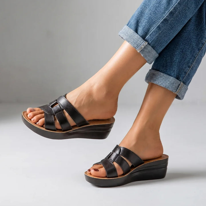 Tori Platform Sandals - Color:Black;Size:35