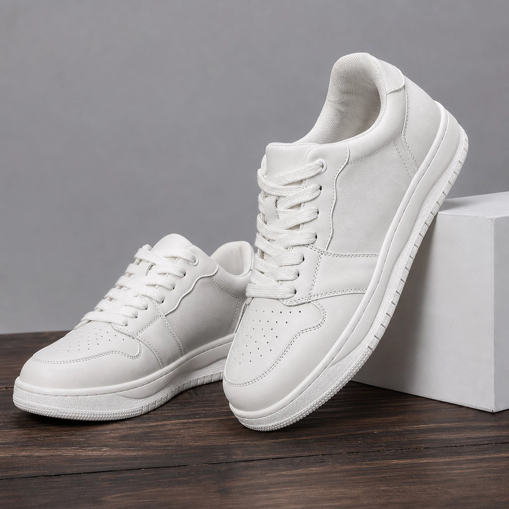 Jonathan Low-Top Trainers - Color:White;Size:38